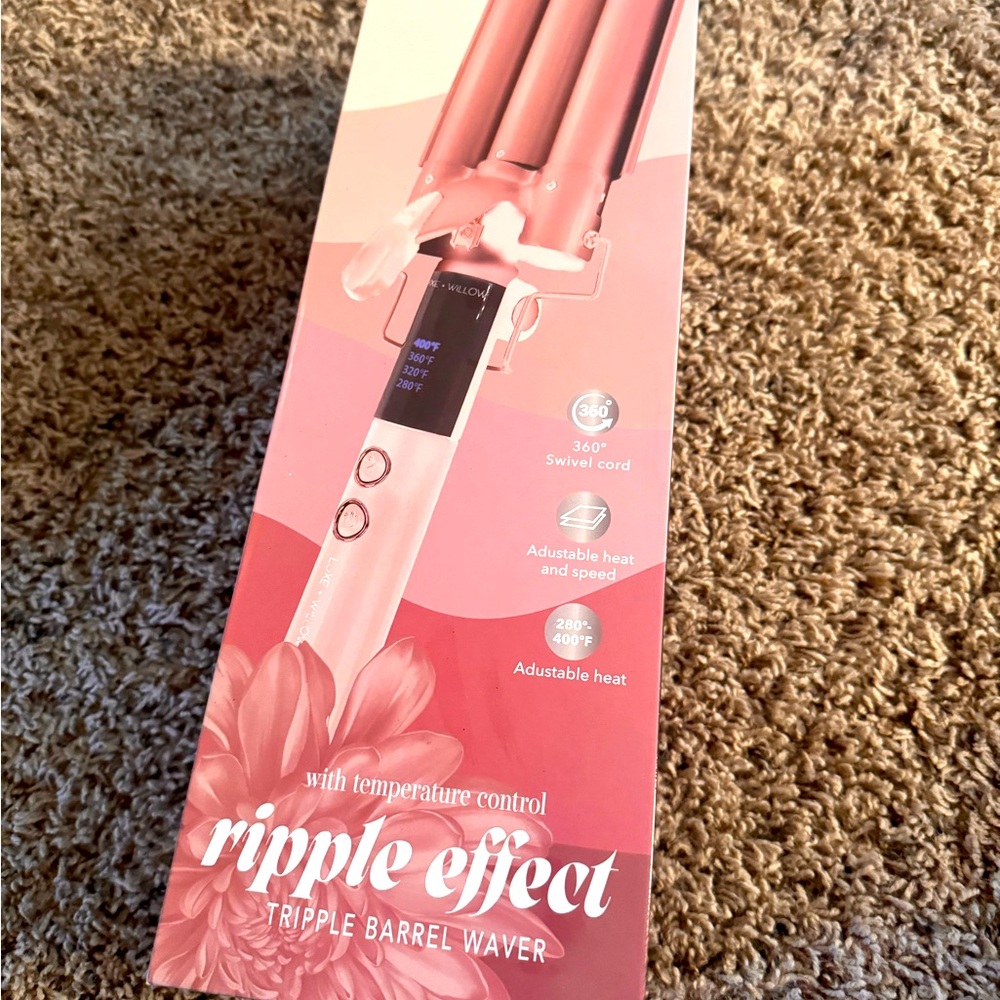 Triple barrel waver